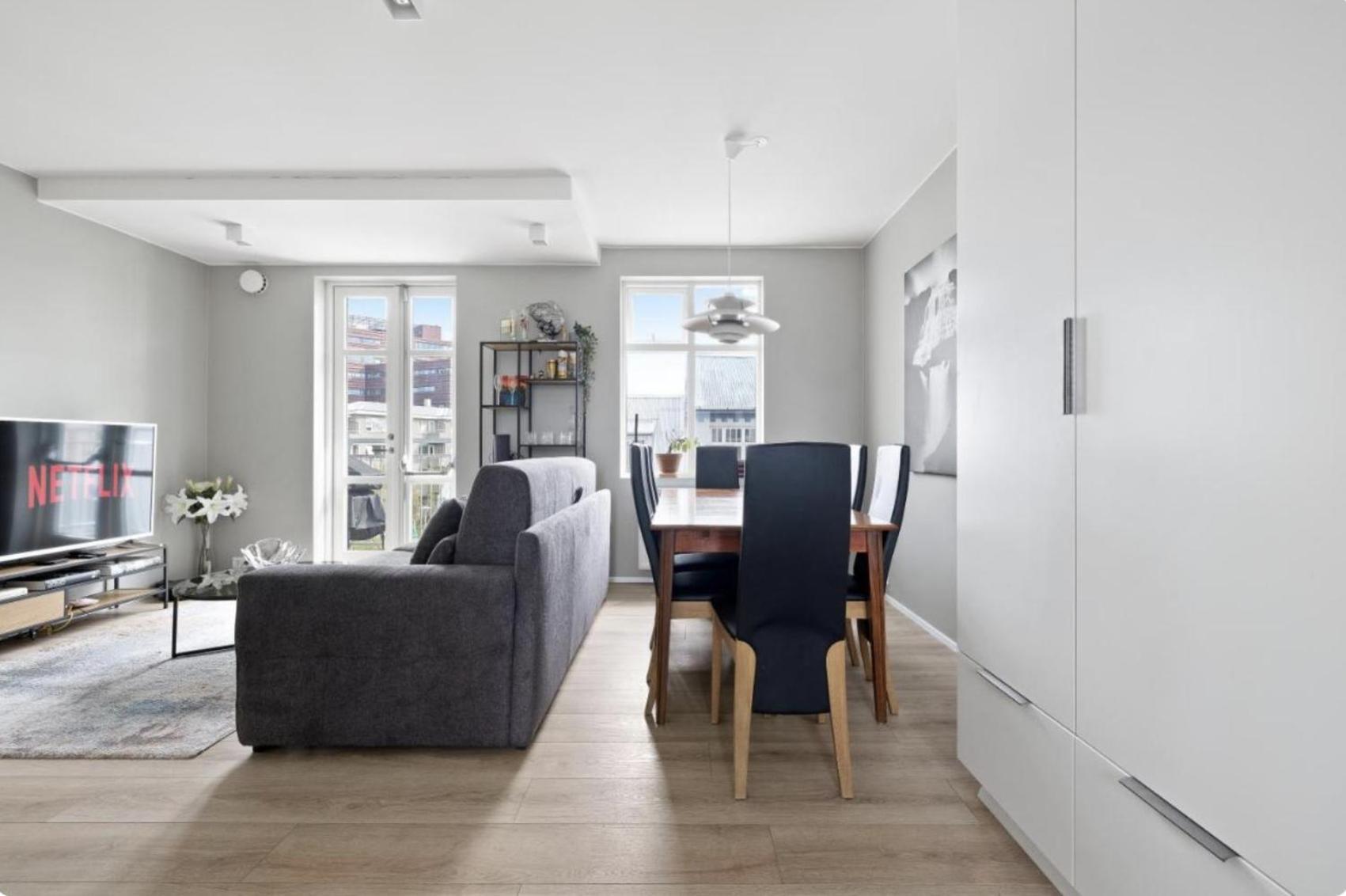 Cheerful Down Town Apartment Рейкявик Екстериор снимка