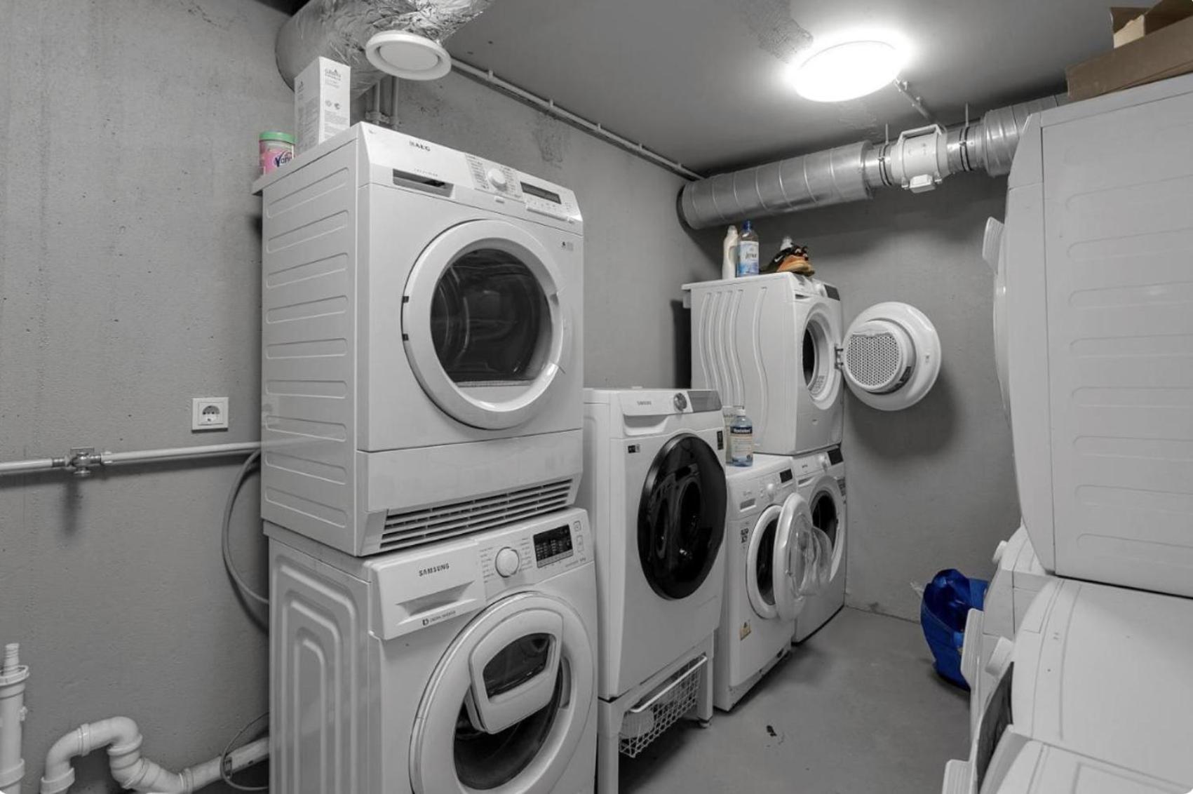 Cheerful Down Town Apartment Рейкявик Екстериор снимка